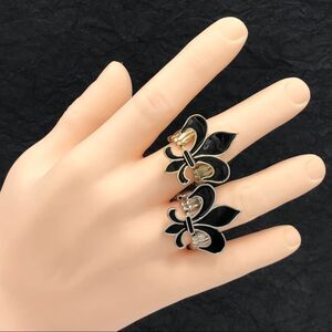 Black Enamel Fleur De Lis Stretch Ring